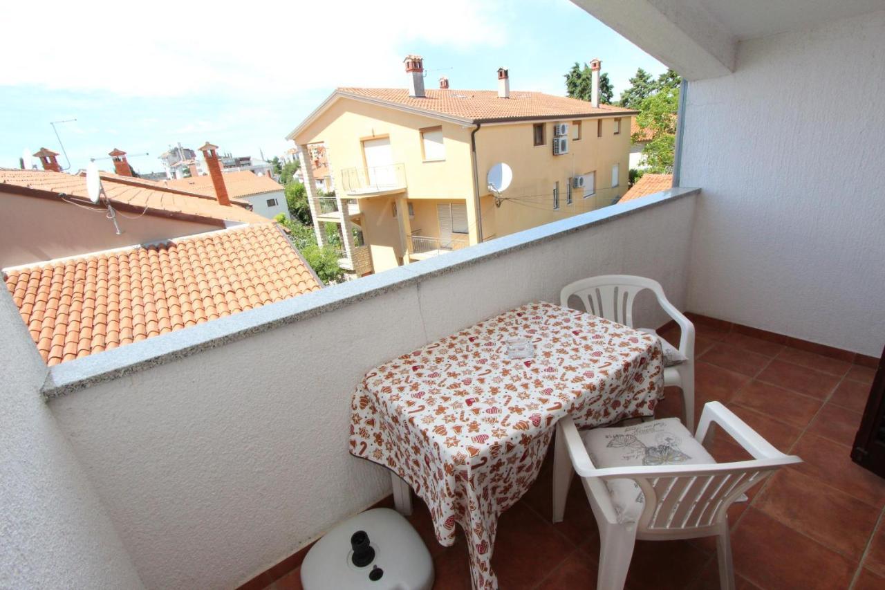 Rooms And Apartments Dino Rovinj Exterior foto