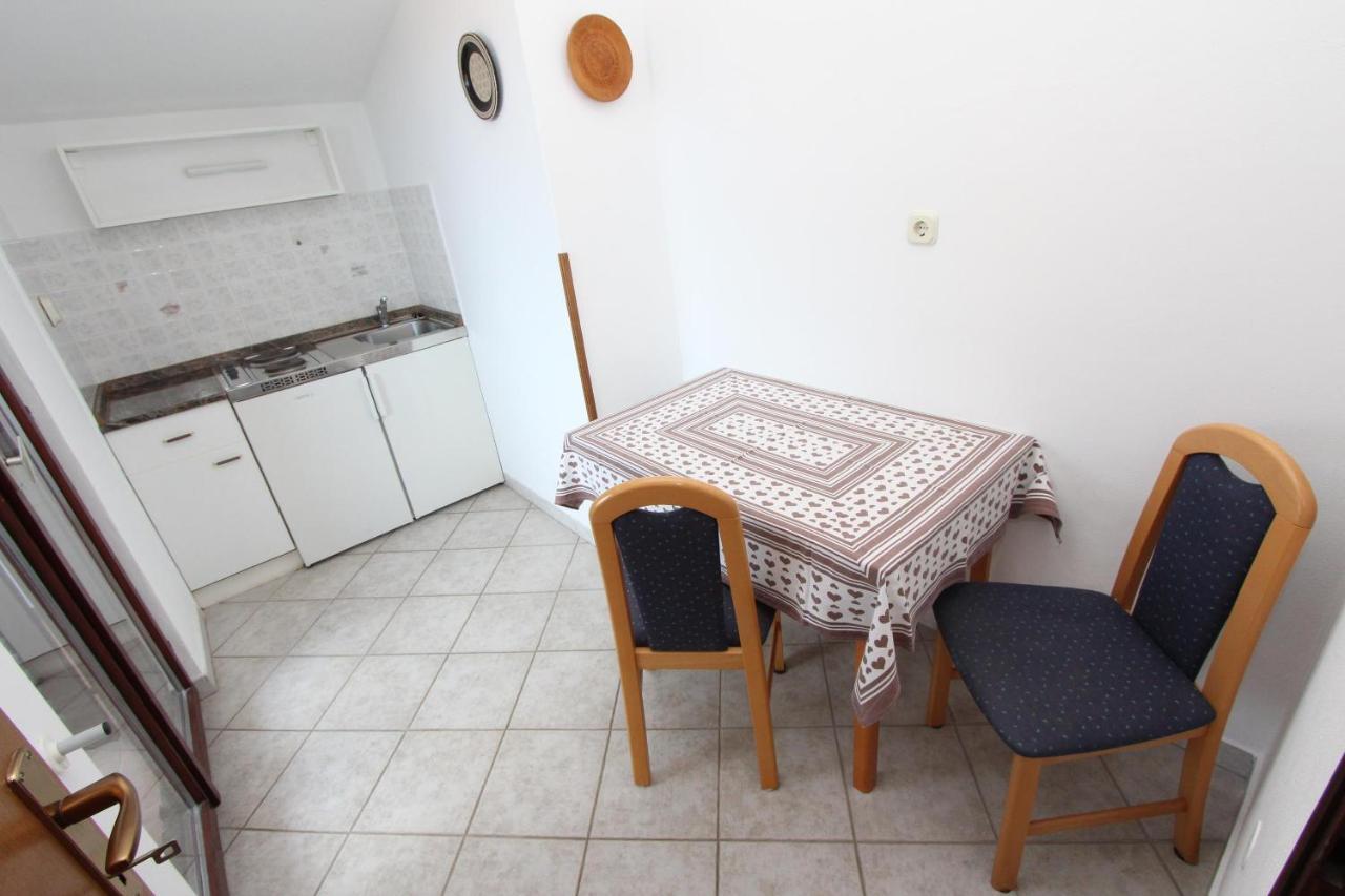 Rooms And Apartments Dino Rovinj Exterior foto