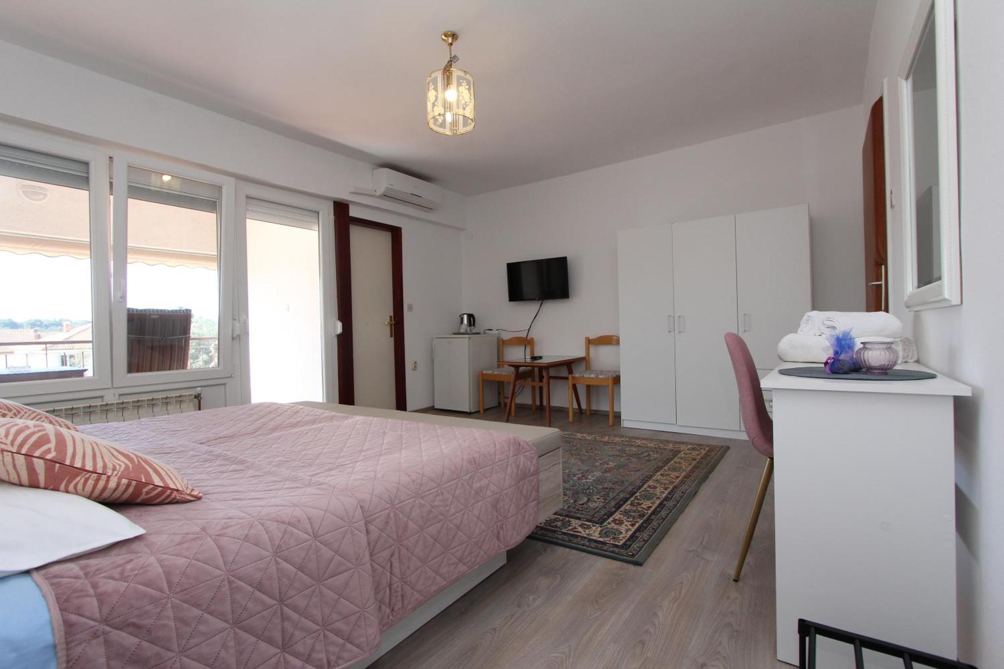 Rooms And Apartments Dino Rovinj Exterior foto