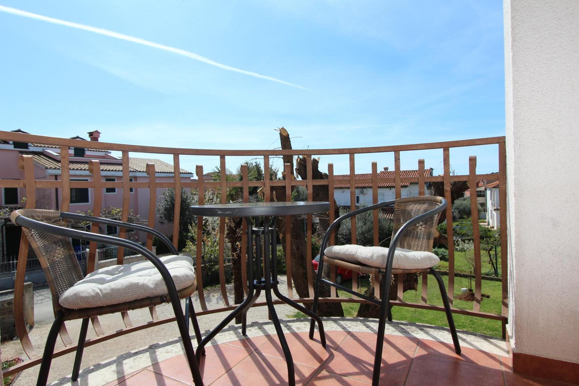 Rooms And Apartments Dino Rovinj Exterior foto